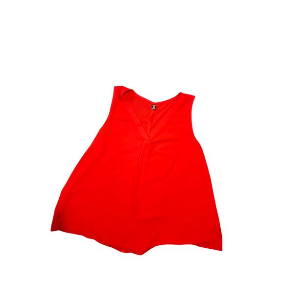 Red V neck tank - Picture 1 of 3